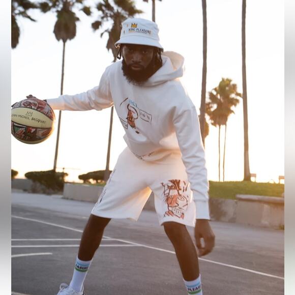 Jean Michel Basquiat Rome Pays Off Cream Hoodie Size Large - Picture 9 of 9